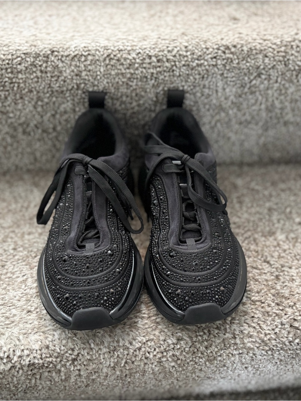 Women’s Steve Madden Fury Black Rhinestone Fashion Sneakers Size 8.5B